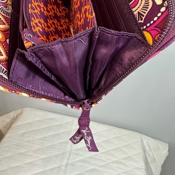 Vera Bradley Womens Wallet Wristlet Purse Floral Flowers Turn Lock Zip Around S - Picture 6 of 11